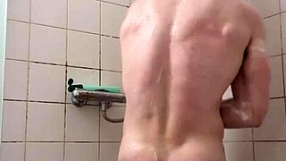 Muscle shower with gay cock
